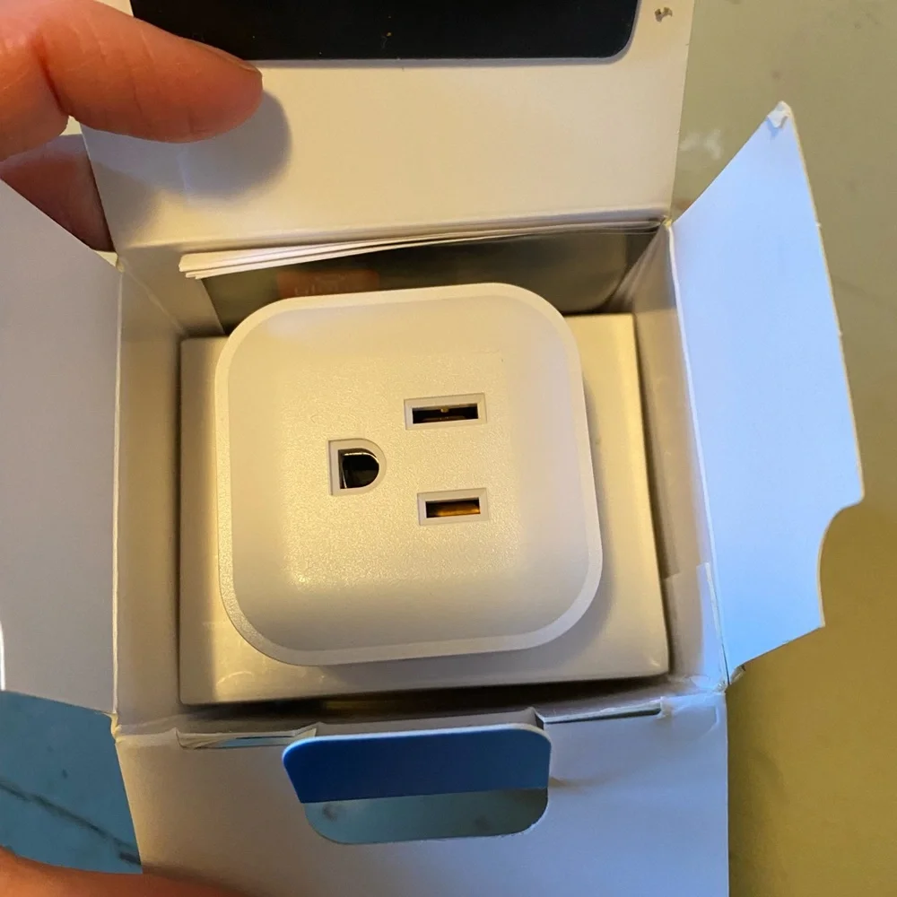 Globe Smart Plug - Picture 7 of 7